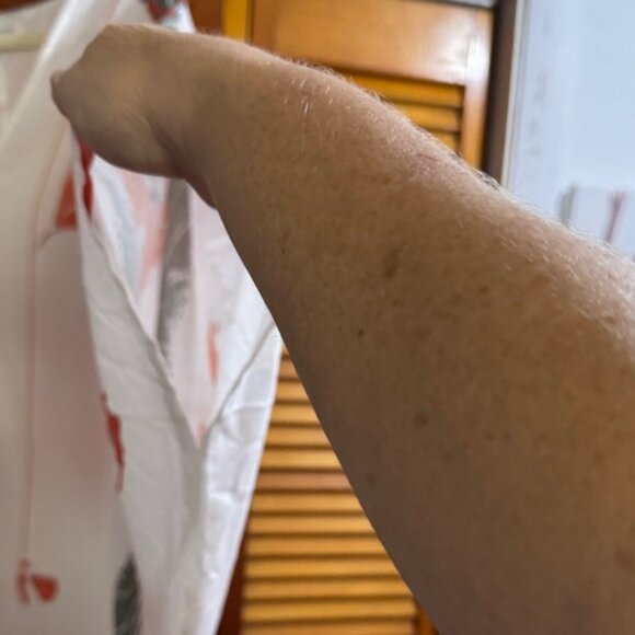 Floral kimono style Bonne Journee Dress in Red and White floral - Picture 4 of 7